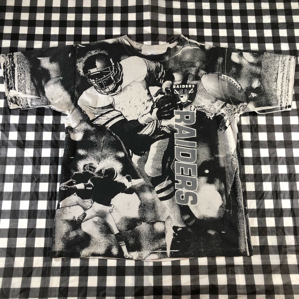 Oakland Raiders NFL Football All Over Print 90s T